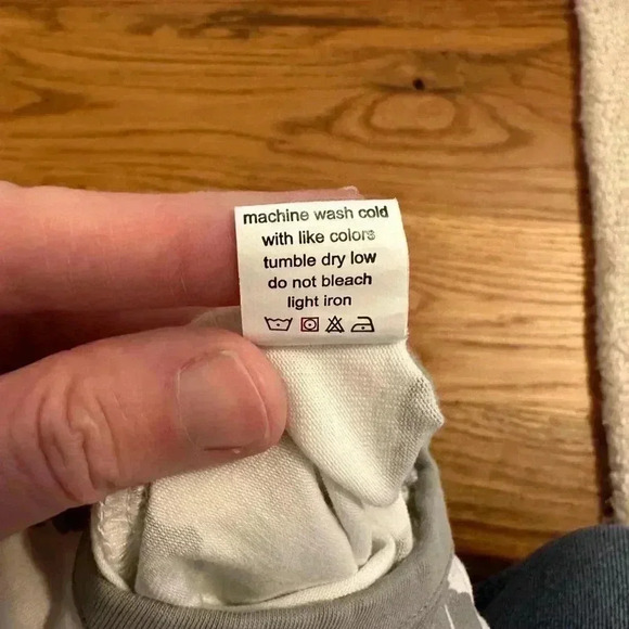 Monica and Andy grey elephant baby long sleeve romper outfit size 0-3 months - Picture 5 of 7